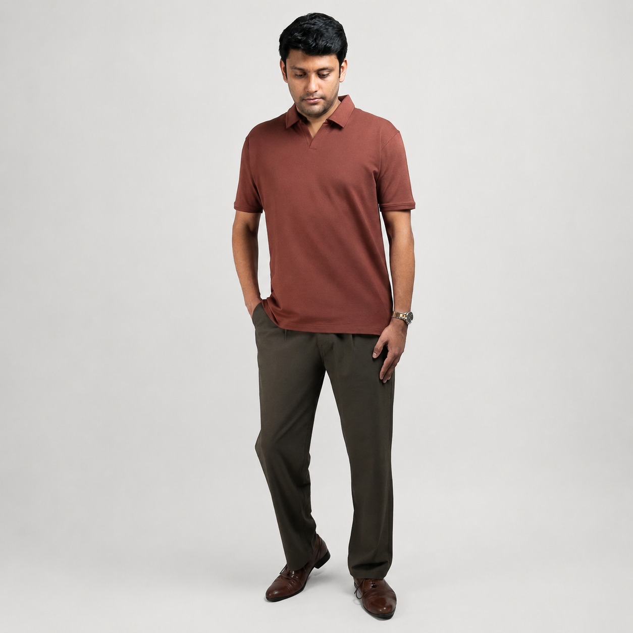 EverSharp Polo - No Ironing Needed - Mocha V-Neck Collar