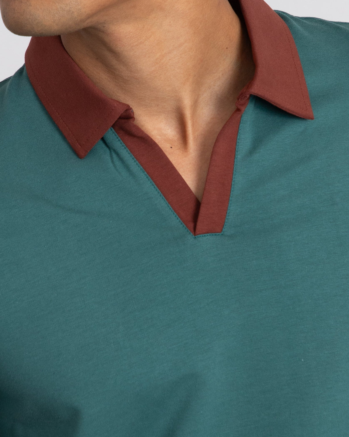 EverSharp Polo - No Ironing Needed - Emerald + Mocha V-Neck Collar