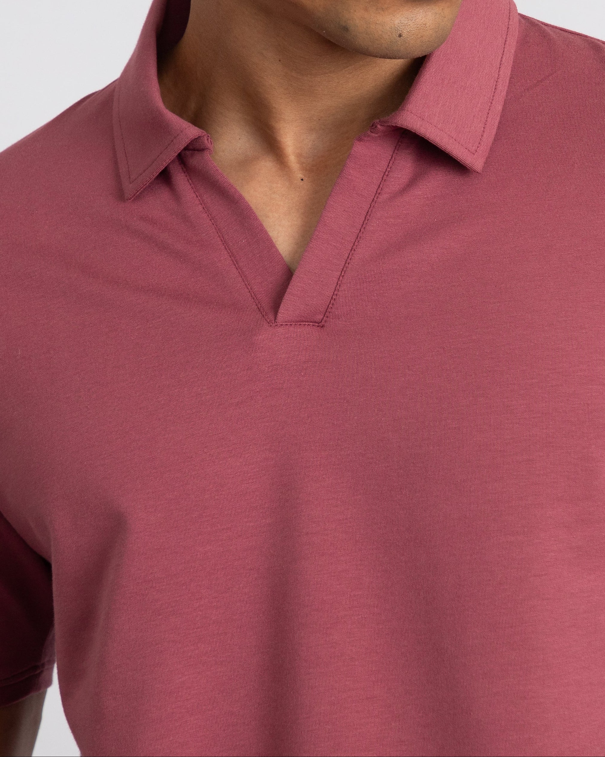 EverSharp Polo - No Ironing Needed - Rosewood V-Neck Collar